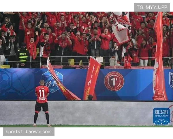 深圳新鹏城本科维奇角球梅开二度 定位球成为重要得分手段